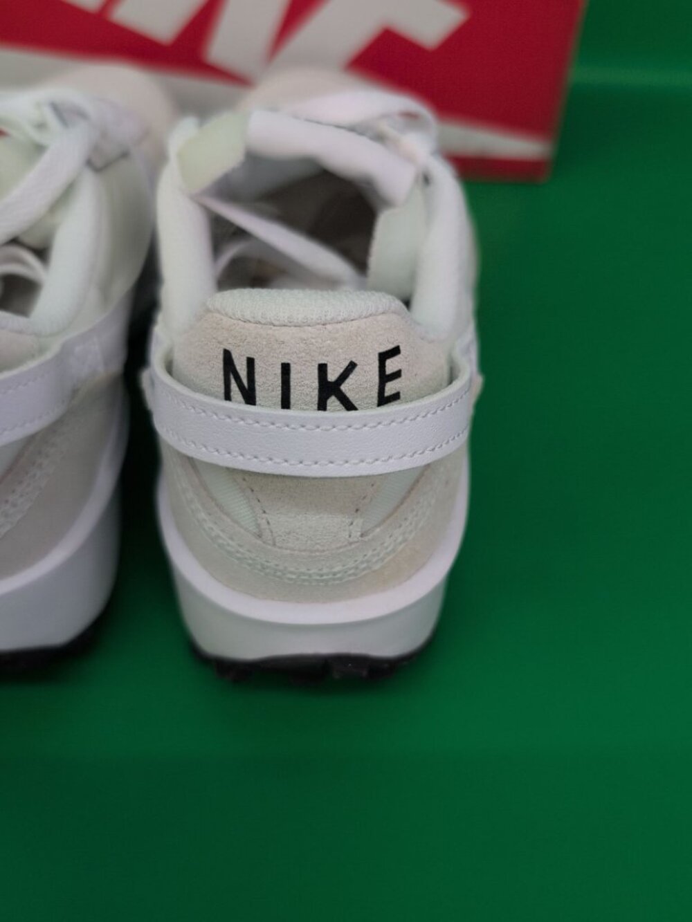 Nike Waffle Debut Running Sneakers Women's Training Shoes US 6 White DH9523-100 - Picture 8 of 15